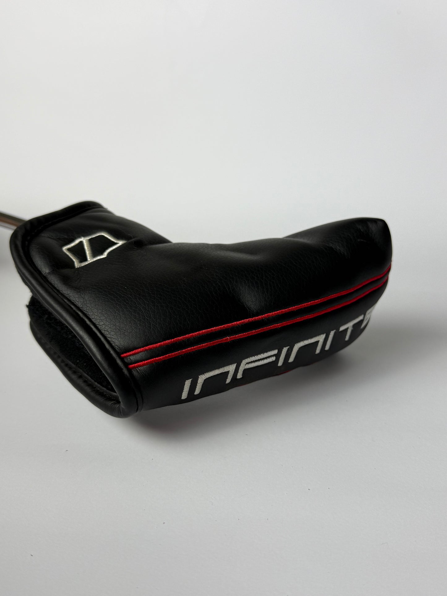 Wilson Staff Infinite Windy City Putter - Left Handed (35”)