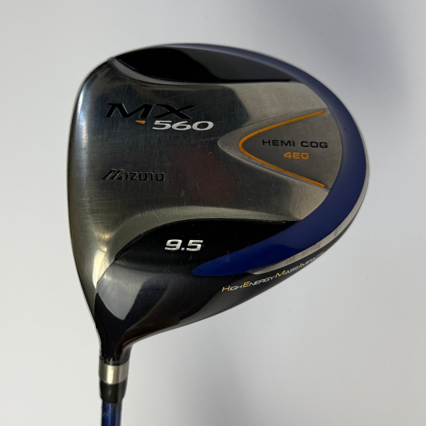 Golf driver with Mizuno branding