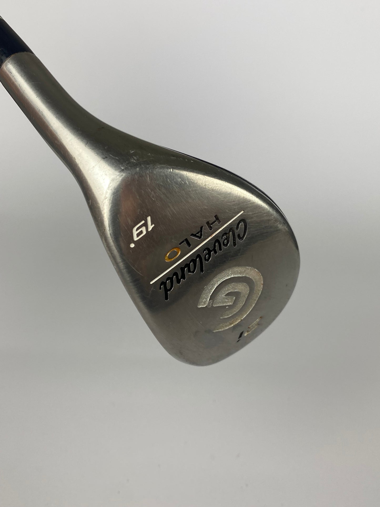 Cleveland Halo 19 Degree 2 Hybrid - Right Handed (40.75”)