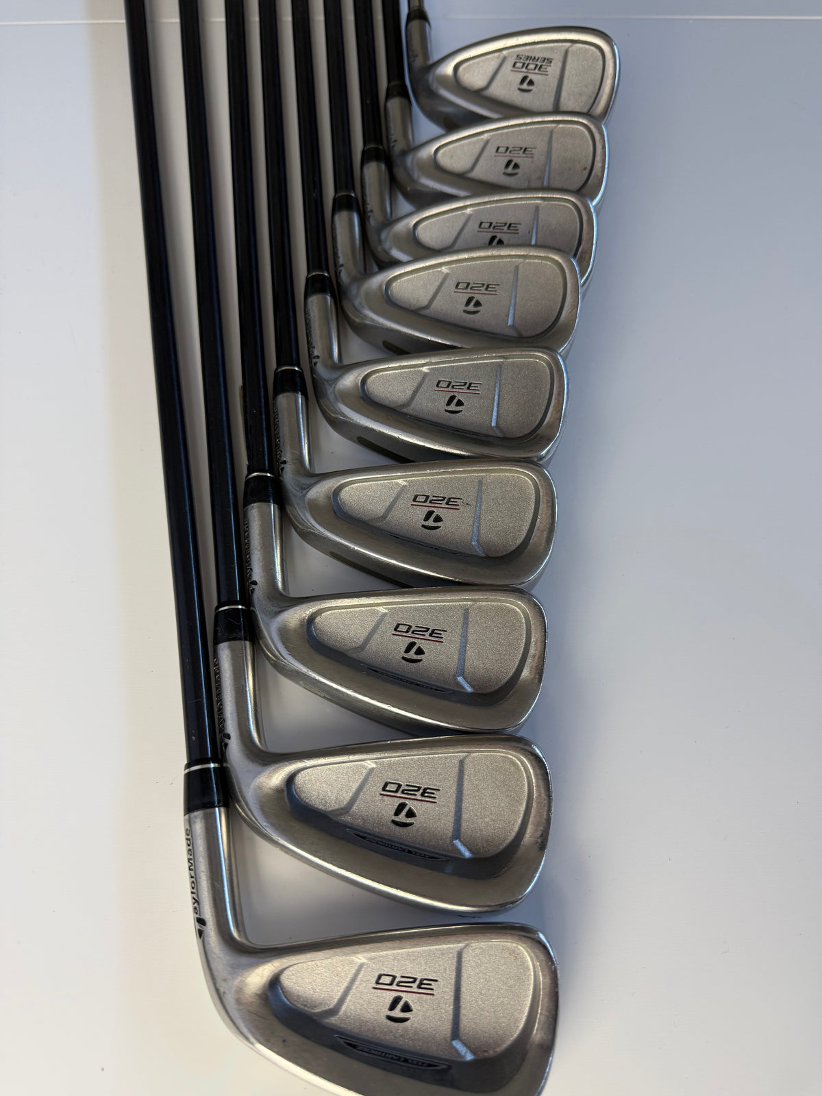 Taylormade 320 Series Iron Set 3-SW - Right Handed (+0.25")